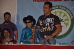 Salman Khan grace childrens NGO event in Andheri, Mumbai on 4th March 2012 (17).JPG